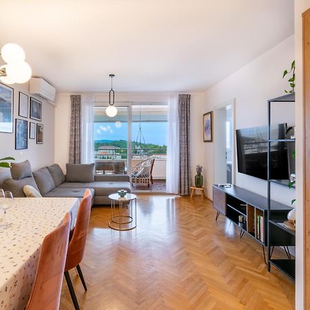 Apartment Maja Superior Макарска Экстерьер фото