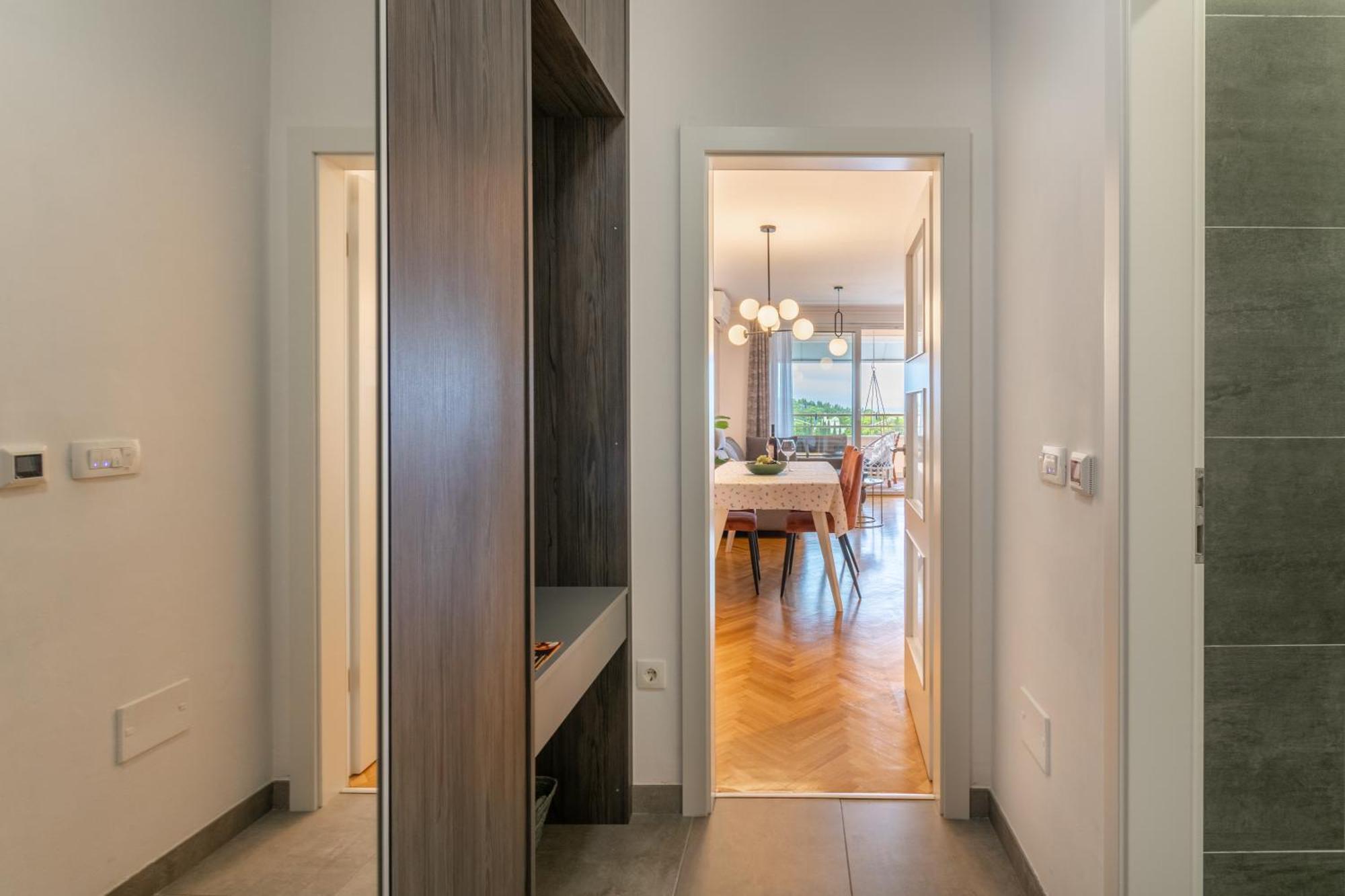 Apartment Maja Superior Макарска Экстерьер фото