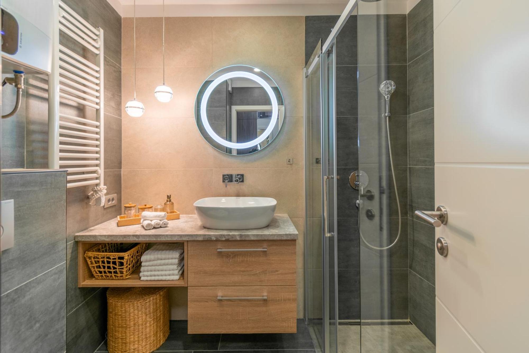 Apartment Maja Superior Макарска Экстерьер фото